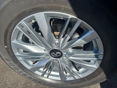 Used 2024 INFINITI QX80 Luxe image 38