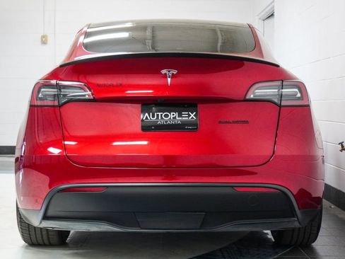 Used 2024 Tesla Model Y Performance AWD/4WD image 34