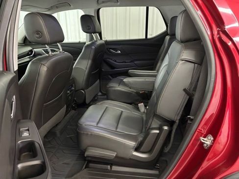 Used 2019 Chevrolet Traverse LT w/ LPO, Floor Liner Package image 16