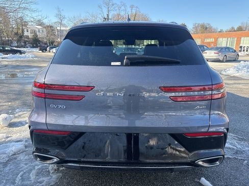 New 2026 Genesis GV70 2.5T Sport Prestige image 8