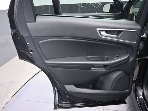 Used 2024 Ford Edge SEL AWD/4WD image 33