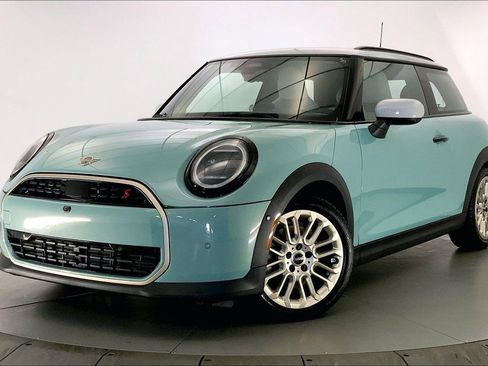 Certified 2025 MINI Cooper S image 11