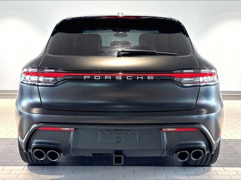 Used 2023 Porsche Macan AWD/4WD image 9