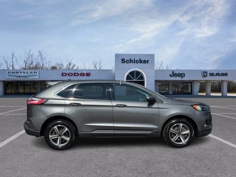 Used 2024 Ford Edge SEL w/ Convenience Package AWD/4WD image 2