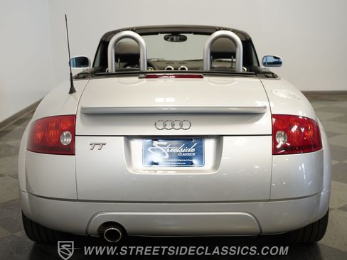 Used 2003 Audi TT 1.8T FWD image 11