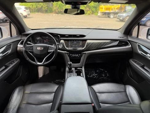 Used 2022 Cadillac XT6 Premium Luxury AWD/4WD image 20