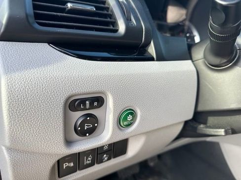 Used 2016 Honda Pilot Elite image 25