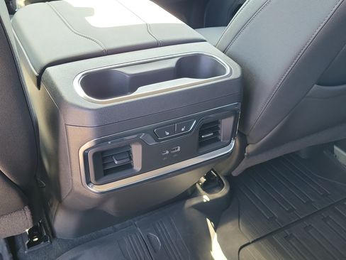 Used 2026 GMC Sierra 1500 SLT w/ SLT Premium Package AWD/4WD image 14