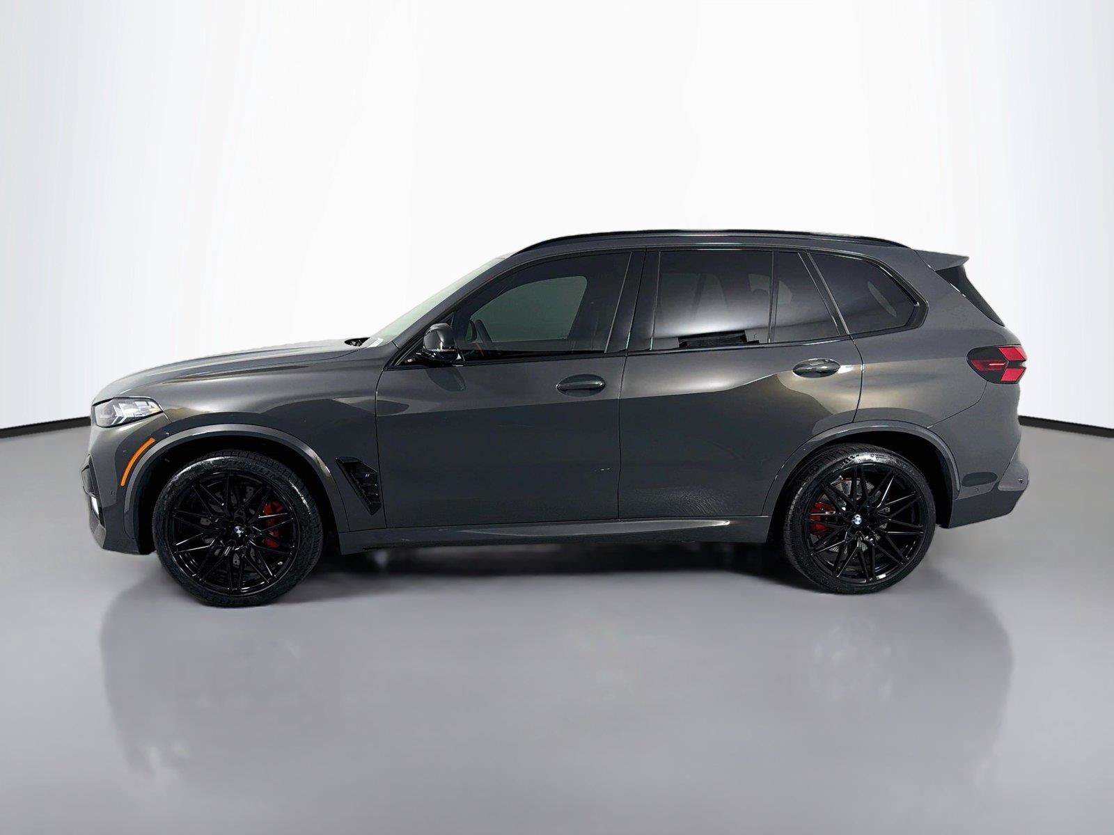 New 2026 BMW X5 M Competition w/ Executive Package AWD/4WD image 8
