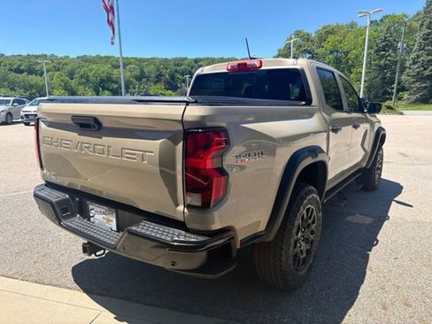 Certified 2023 Chevrolet Colorado Trail Boss w/ Technology Package AWD/4WD image 7