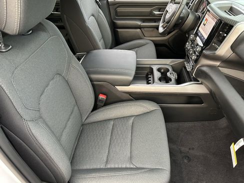 New 2026 RAM 1500 Express image 8