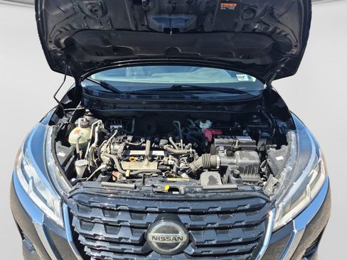 Used 2021 Nissan Kicks SV FWD image 32