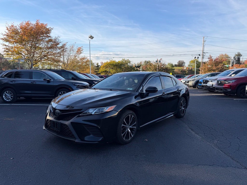 Used 2019 Toyota Camry SE FWD image 8
