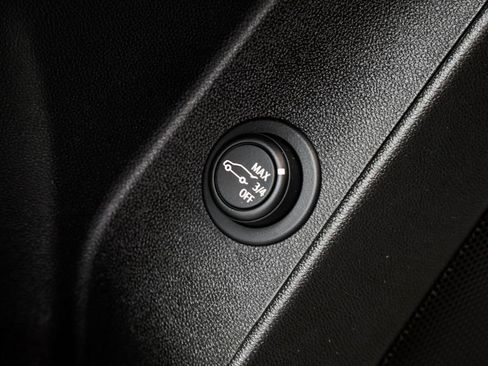 Used 2022 Chevrolet Equinox RS FWD image 48