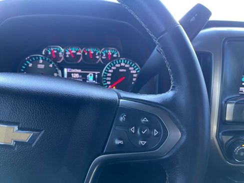 Used 2018 Chevrolet Silverado 1500 LT image 20