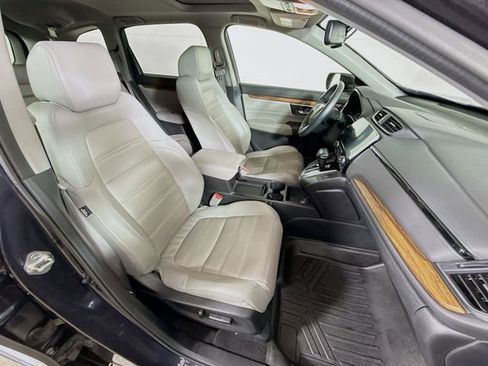 Used 2018 Honda CR-V Touring image 31