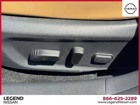 Used 2023 Nissan Sentra SV w/ SV Premium Package FWD image 16