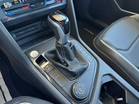 Used 2023 Volkswagen Tiguan SEL R-Line AWD/4WD image 14