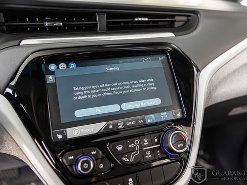 Used 2020 Chevrolet Bolt LT FWD image 23
