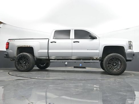 Used 2014 Chevrolet Silverado 1500 LT AWD/4WD image 29