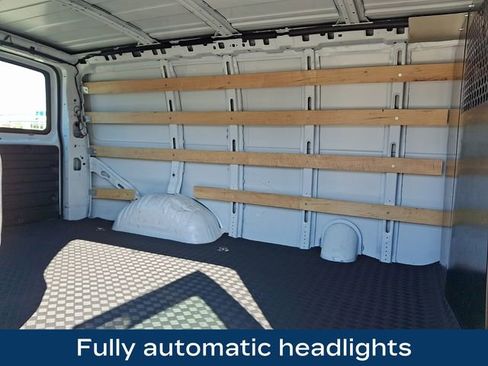 Used 2024 GMC Savana 2500 w/ Driver Convenience Package image 14