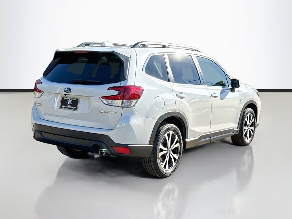 Used 2023 Subaru Forester Limited AWD/4WD image 6