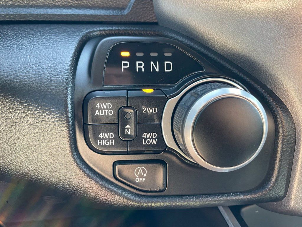 Used 2023 RAM 1500 Big Horn AWD/4WD image 14