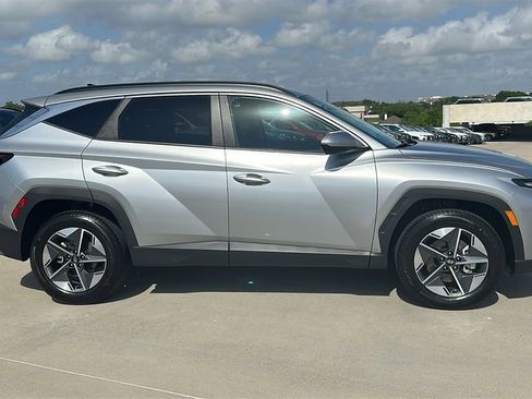 Used 2025 Hyundai Tucson SEL image 13