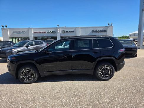New 2026 Jeep Cherokee Laredo AWD/4WD image 9