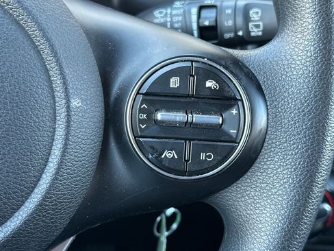 Certified 2024 Kia Soul LX image 26