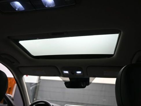 Used 2020 Kia Telluride S FWD image 27