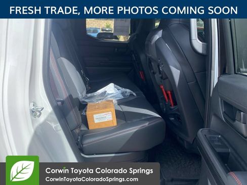 Used 2025 Toyota Tacoma TRD Pro AWD/4WD image 10