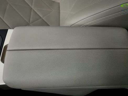 Used 2023 BMW iX xDrive50 w/ Sport Package AWD/4WD image 68