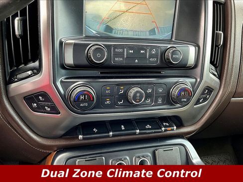 Used 2017 Chevrolet Silverado 1500 LTZ w/ Sport Package AWD/4WD image 16