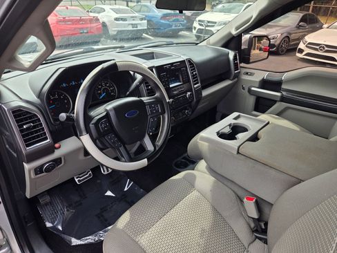 Used 2016 Ford F150 XLT AWD/4WD image 11