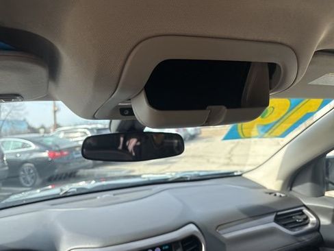 Used 2019 GMC Acadia SLE w/ Driver Alert Package I image 23