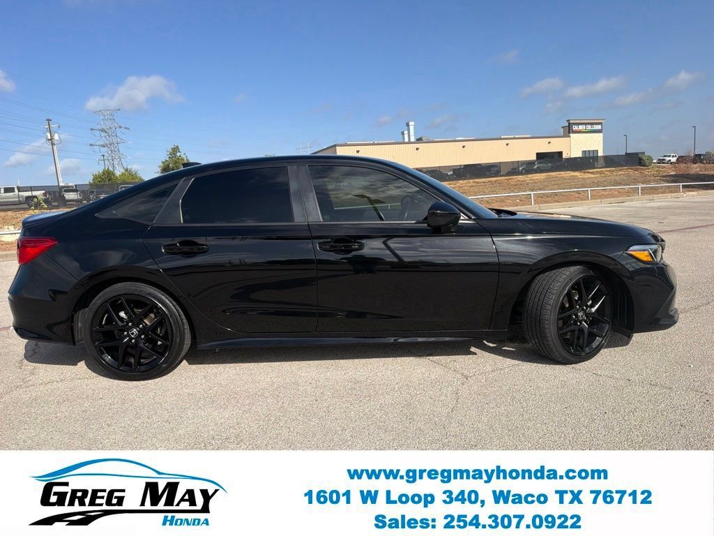 Used 2024 Honda Civic Sport image 2