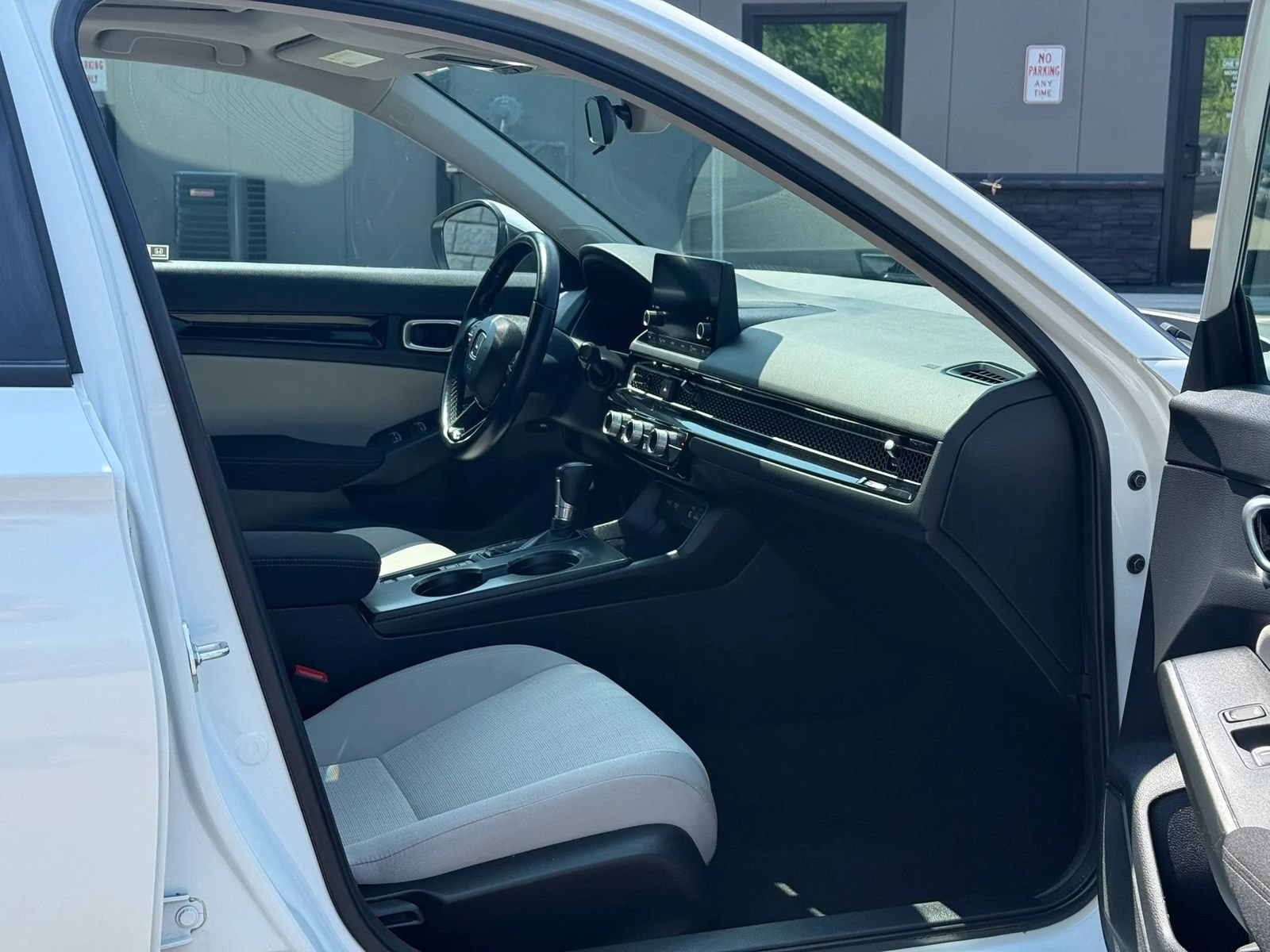 Used 2023 Honda Civic EX image 12