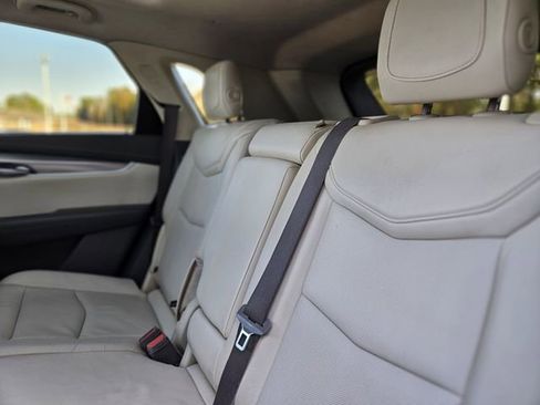 Used 2019 Cadillac XT5 Luxury image 58