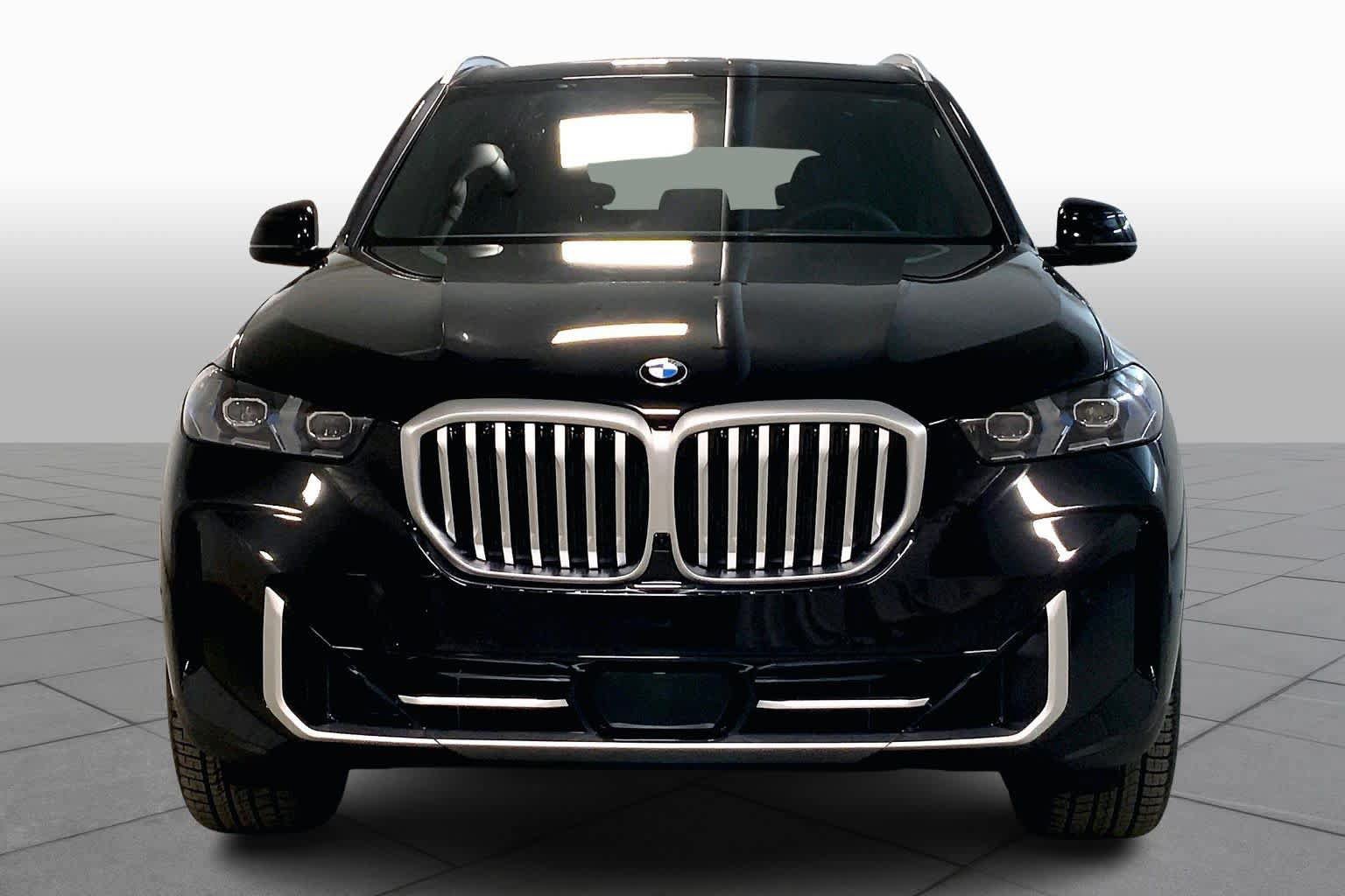 Used 2026 BMW X5 xDrive40i AWD/4WD image 3