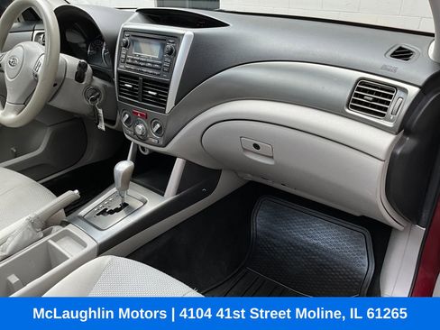 Used 2011 Subaru Forester 2.5X Premium AWD/4WD image 7