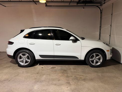 Used 2019 Porsche Macan AWD/4WD image 5