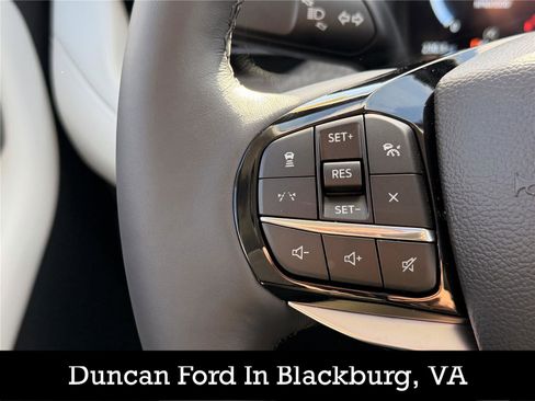New 2026 Ford Explorer Platinum w/ LUX Leather Package AWD/4WD image 27