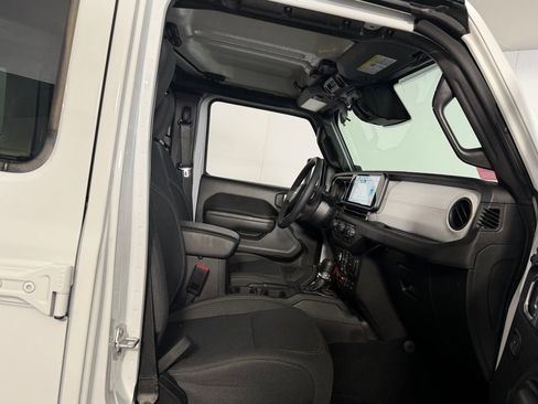 Used 2025 Jeep Wrangler Unlimited Sport S 4xe image 31