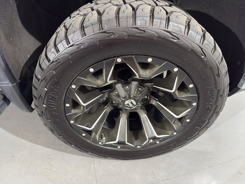 Used 2021 GMC Sierra 1500 SLT w/ SLT Premium Package image 35