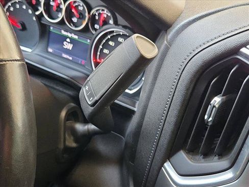Used 2020 Chevrolet Silverado 1500 RST w/ Texas Edition RWD image 11