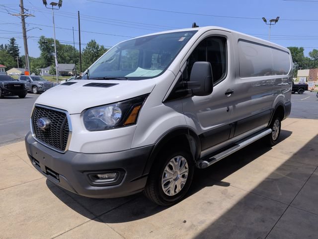 Used 2025 Ford Transit 250 Low Roof w/ Exterior Upgrade Package RWD image 4