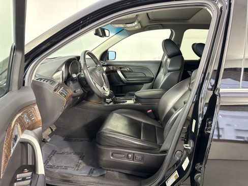Used 2011 Acura MDX w/ Technology Package AWD/4WD image 4