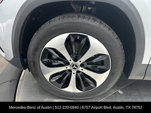 Certified 2025 Mercedes-Benz GLA 250 image 30