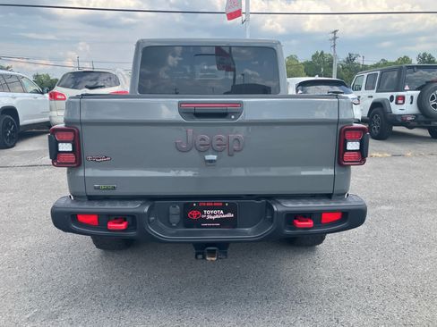 Used 2022 Jeep Gladiator Rubicon w/ LED Lighting Group AWD/4WD image 6